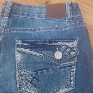 Maurices Size 8 reg jeans